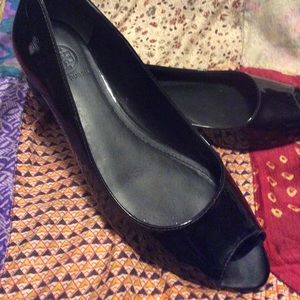 Tory Burch peep toe black patent flats